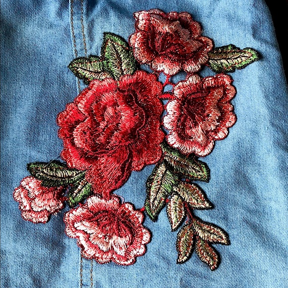 Loveriche Skirt - Picture 4 of 5